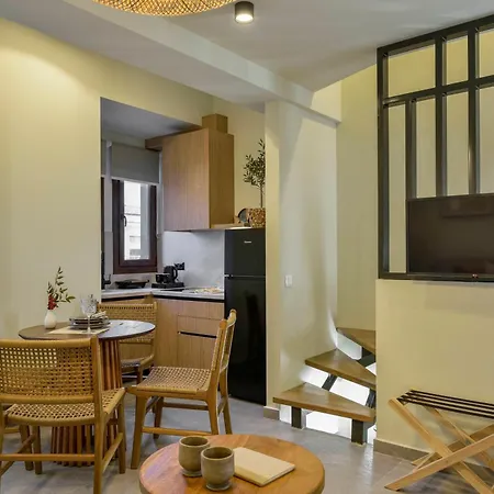 Hotel apartamentowy Maistros Deluxe Ierissós