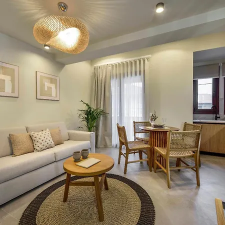 Hotel apartamentowy Maistros Deluxe Ierissós