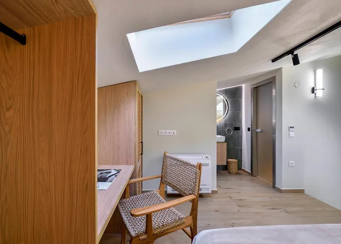 Hotel de apartamente Maistros Deluxe 4*