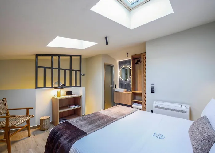 Maistros Deluxe Hotel de apartamente 4*