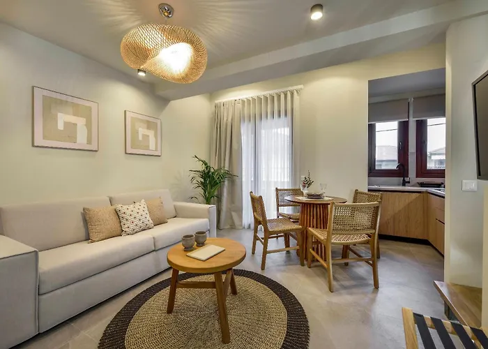 Hotel de apartamente Maistros Deluxe Ierissos