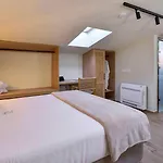 Lejlighedshotel Maistros Deluxe 4*